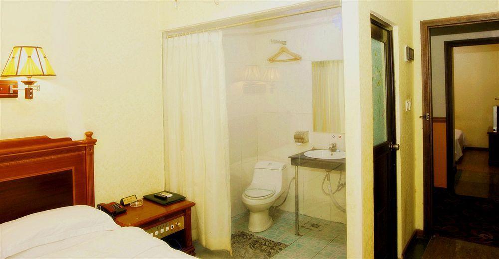 Guangzhou Jingdu Hotel Extérieur photo